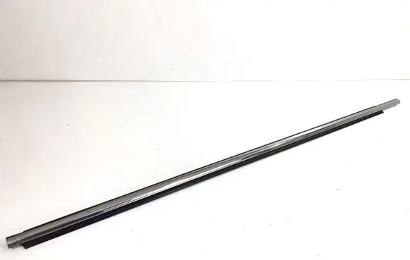 Toyota Auris E180 Front door glass trim molding 