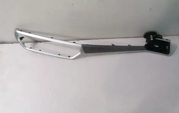BMW 3 G20 G21 Dashboard glove box trim 8076585