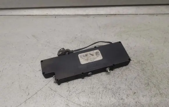 Jaguar X-Type Aerial antenna amplifier 1X4318C847AD