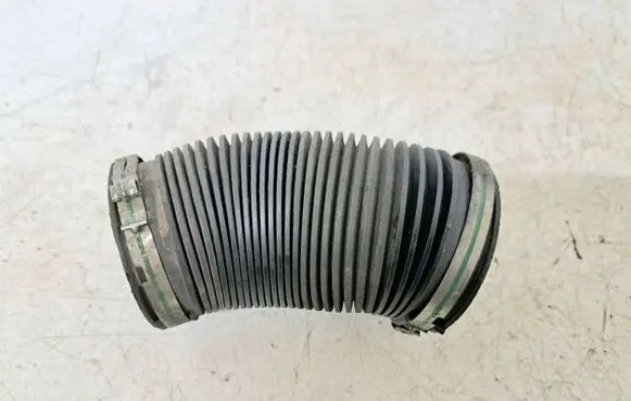 Volvo V50 Air intake hose/pipe