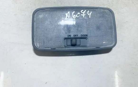 Toyota Yaris Rear seat light 90417