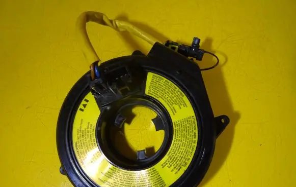 Hyundai Lantra I Airbag slip ring squib (SRS ring) 