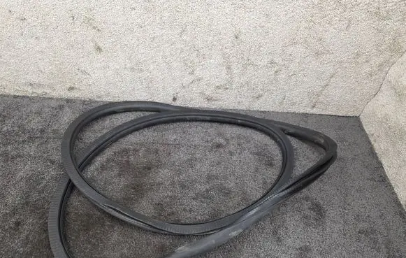 Mercedes-Benz GLC C254 Front door rubber seal A2546970000