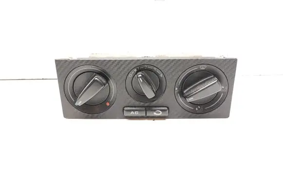 Volkswagen PASSAT B5.5 Climate control unit 1J0820045M
