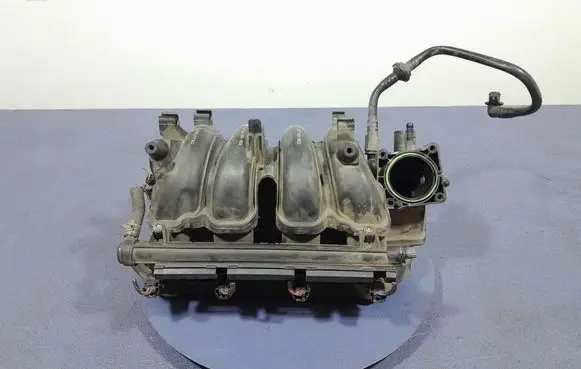 Volkswagen Golf IV Intake manifold 036129711FQ