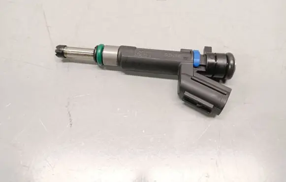 Renault Arkana Fuel injector 222033001865 166005WK0A 12453