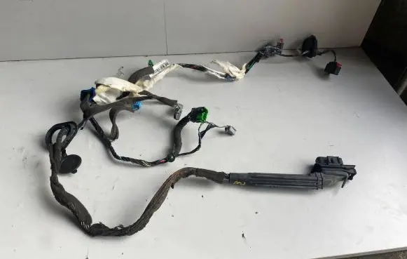 Volvo S80 Front door wiring loom 30773666 30773888