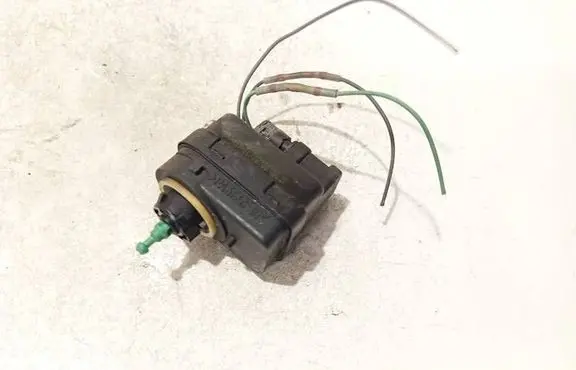 Renault Scenic I Headlight level adjustment motor r7700840141