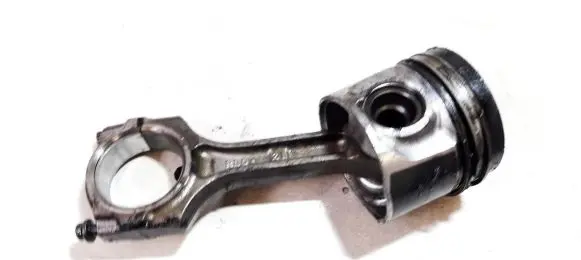 Honda Accord Piston with connecting rod rl0