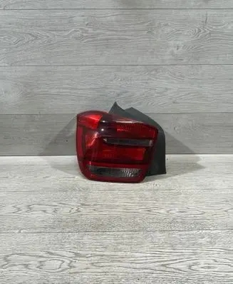 BMW 1 F20 F21 Rear/tail lights 7270097