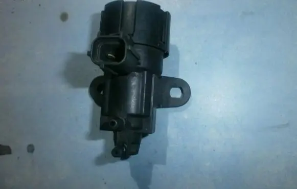 Ford Mondeo MK II Turbo solenoid valve f57e9j459 ca7a15a