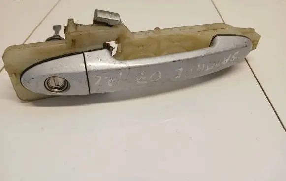 Hyundai Santa Fe Front door exterior handle