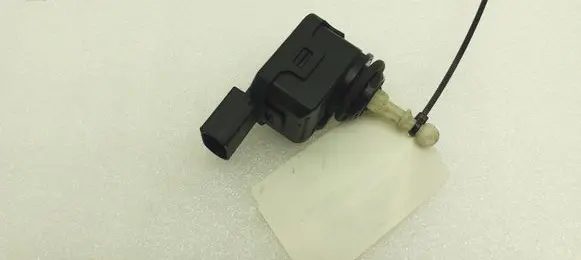 Mercedes-Benz E W211 Headlight level adjustment motor A0008201608