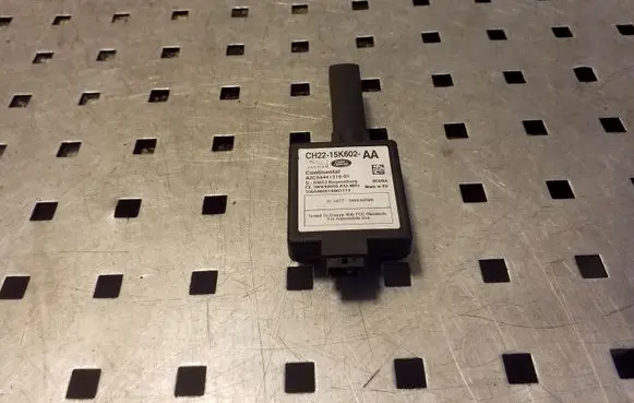 Interior comfort aerial antenna