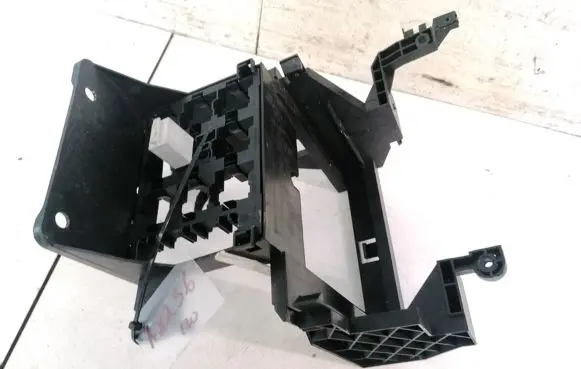 Volkswagen Touran I Fuse box set 1T1937503A