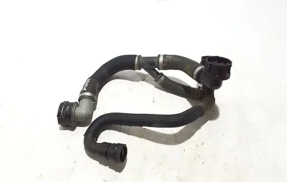 Engine coolant pipe/hose
