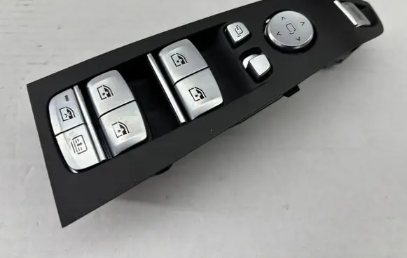 BMW X7 G07 Electric window control switch 9460493