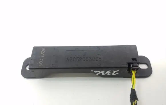 Mercedes-Benz E W213 Aerial antenna amplifier A2059053005