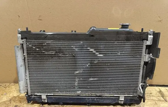 Subaru Forester SJ Radiator set T1028817ZB 13206350