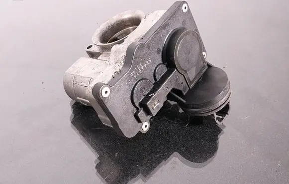 Nissan Micra Throttle body valve SERA57602 2924D