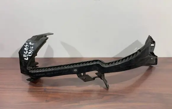 Subaru Legacy Front bumper mounting bracket