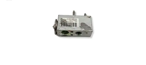 Fiat 500X Air conditioning (A/C) expansion valve 52413490 A31102500 HF01234V