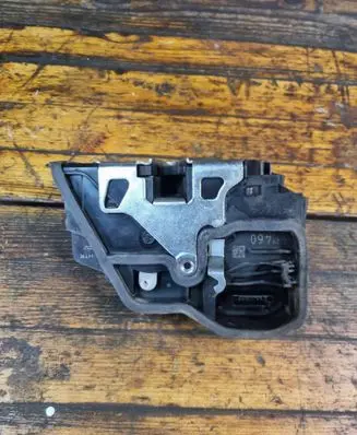 BMW X5 E70 Rear door lock A053702 7202460 51217202460