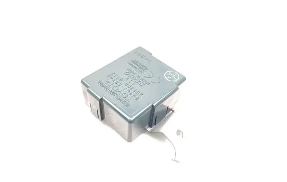 Toyota Land Cruiser (J120) Door control unit/module 89741-60340 251300-0532