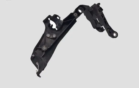 Audi A4 S4 B8 8K Headlight/headlamp mounting bracket 8K0805608
