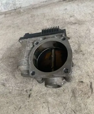 Nissan Quest Throttle valve sera57601