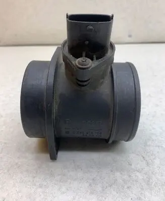 Volvo S60 Mass air flow meter 0280218108 8670112