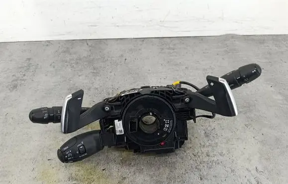 Peugeot 5008 Wiper turn signal indicator stalk/switch 