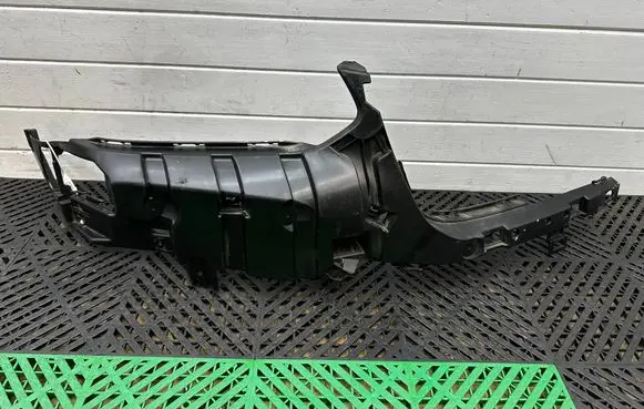 BMW X3 G01 Front bumper mounting bracket 8081896 13960514