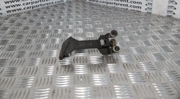 Mercedes-Benz Sprinter W906 Sliding door upper roller guide/hinge A9067600047 9067600047