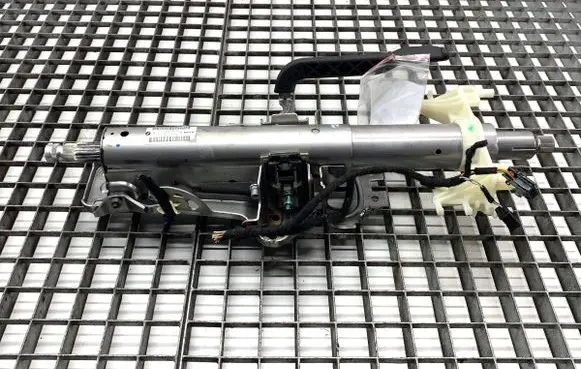 Mini Clubman F54 Steering wheel axle 6864824
