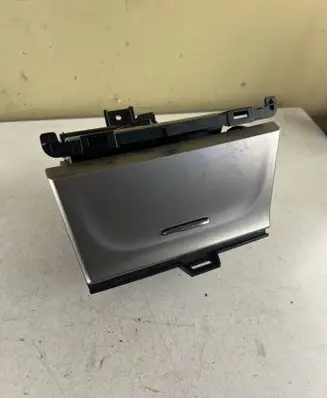 Jeep Grand Cherokee Dashboard storage box/compartment FIUS132196 M20310 X90006306DL