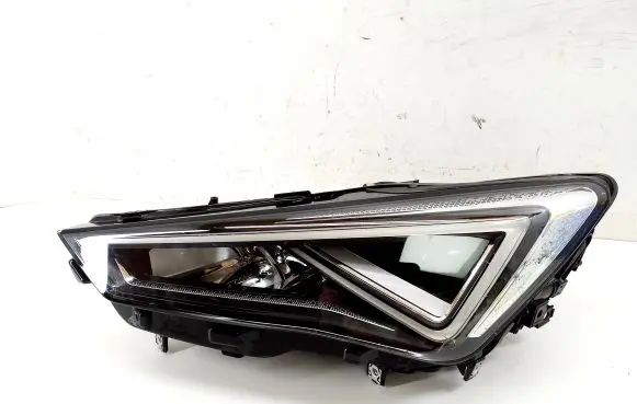 Seat Tarraco Headlight/headlamp 5FJ941007J 90143460