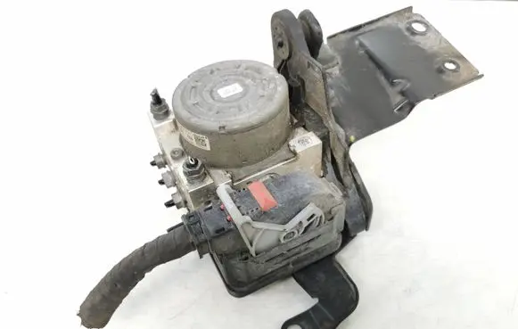 Volkswagen Golf VII ABS Pump 5Q0907379AA 5Q0614517T 0011100220037