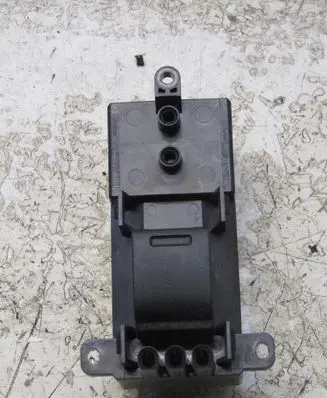 Honda Jazz Quarter vent window switch 2675A-010505