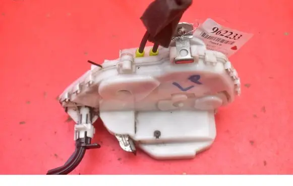 Honda Accord Front door lock