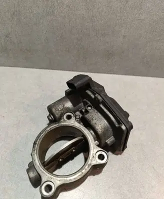 BMW 5 F10 F11 Throttle valve 7810752 10378517