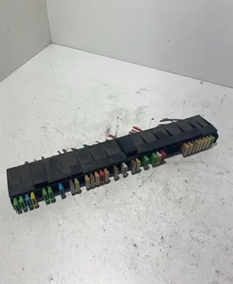 BMW 5 E39 Fuse module