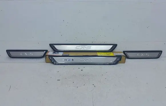 Mazda CX-5 II sill trim set (inner) KBH1V1370 K123V1370