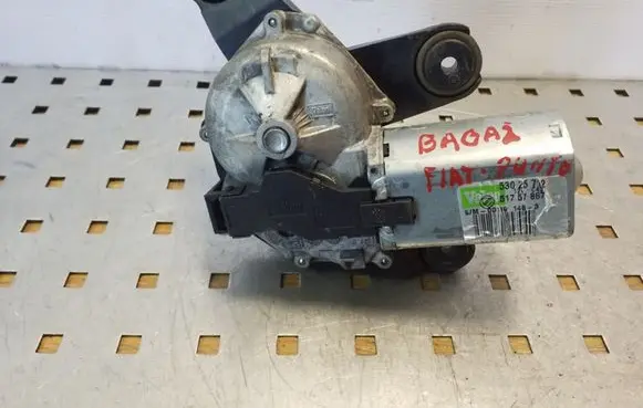Fiat Grande Punto Rear window wiper motor 51757867