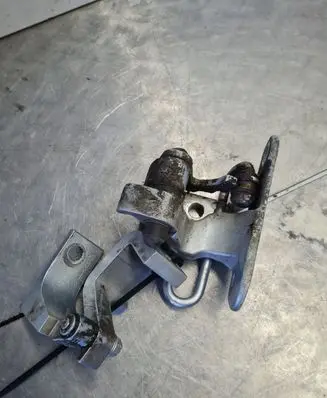 Front door hinge set