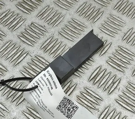 Porsche Taycan 9J1 Keyless system antenna 4M0907247B