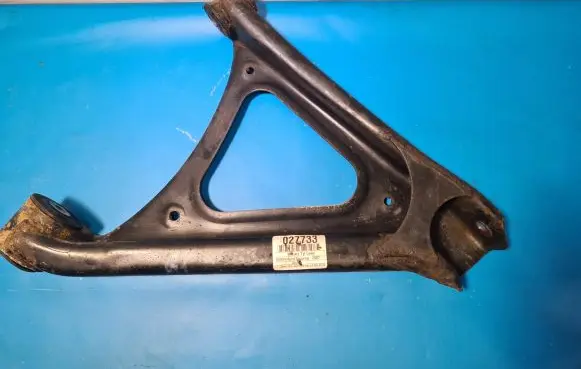 Volkswagen Touareg I Rear control arm