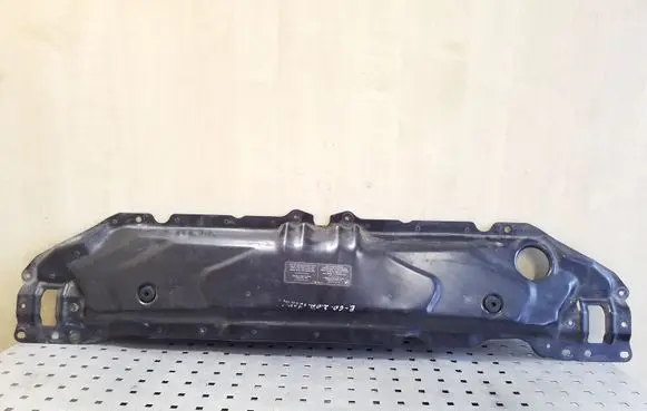 BMW 5 E60 E61 Top upper radiator support slam panel 51647033741 7033741