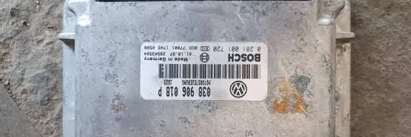 Volkswagen PASSAT B5 Engine control unit/module 038906018P 28SA3504 0281001720