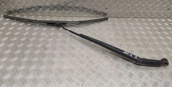 Toyota RAV 4 (XA40) Windshield/front glass wiper blade 